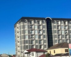 Masazır qəsəbəsi Şüşəli Bina 51 kv.m Əşyalı mənzil