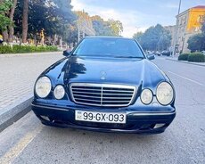 Mersedes E240 2001