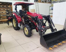 Mini traktor