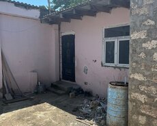 Продается дом с 4 спальнями и внутренним двориком на участке 1,5 акра