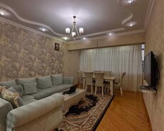 Qurtuluşda əşyalı, kupçalı mənzil