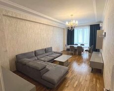 İnşaatçılar m/s yaxın 3 otaq satılır