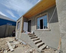 1.6 sotda 3 otaqlı həyət evi satılır