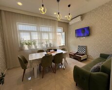 Satılır 3 otaqlı köhnə tikili 90 m