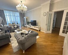Elmlər Akademiyası m/s yaxın 3 otaq satılır