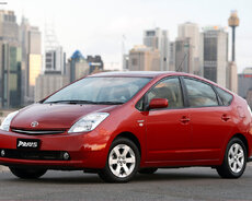 Аренда Toyota Prius 9