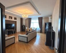 Nizami m/s yanında 3 otaq satılır