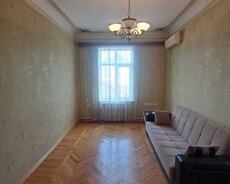 8 Noyabr prospekti