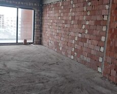 Bakıxan qəs.yeni tikilidə mənz.satılır