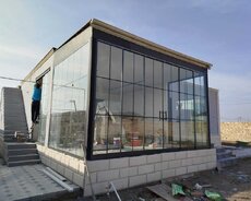 Заказать стеклянный балкон
