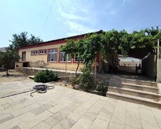 5-комнатный дом на 6 акрах