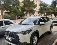 Toyota Corolla Cross sifarişi