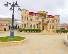 Novxanıda bağ evi satılır