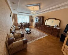 Mona Lizanin yaninda kirayə ev verilir