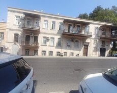 İçərişəhərde 27 kv