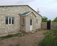 4-комнатный дом на участке 6 соток.