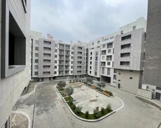 Ağ Şəhər kompleksində 4 otaq satılır