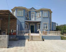 Продается 5-комнатный дом в жилом районе Савалан