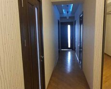 Satılır 3 otaqlı yeni tikili 150 m²