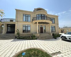 Novxanıda bağ evi satılır