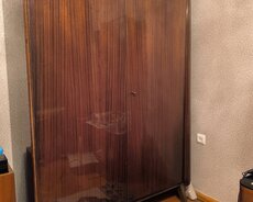 светлый гардероб