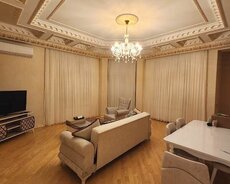 Продается 3 комнаты возле офицерского парка
