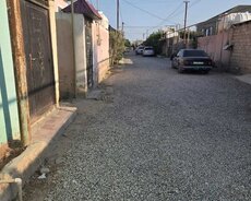 Bina возле Верховного зала