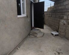 Дом с 3 спальнями и внутренним двором в поселке Кан-Тепе
