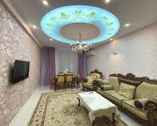 28 May m/s yaxın 3 otaqlı mənzil satılır