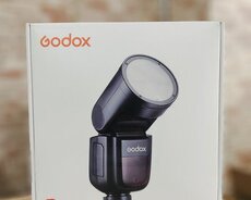 Godox V1