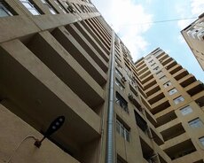Aaaf Park 2 otaqlı Mənzil satışa cıxdı