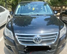 Avtomobil.volksvagen Tiguan