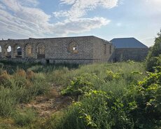 Maştağa Buzovna yolunda 27 sot torpaq satılır