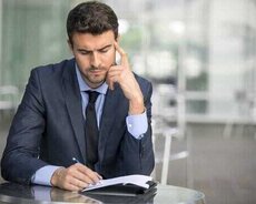 Ofis meneceri tələb olunur