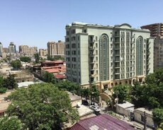 Nizami m/s yaxın 3 otaqlı mənzil satılır