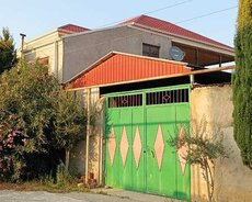 Buzovnada həyət evi satılır