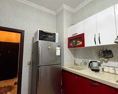 Mənzil satılır