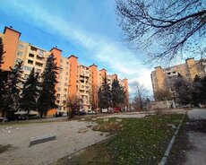 Xalqlar Dostluğu metrosu Babek prospekti
