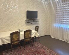 Abş Səfirliyinin yanında 2 otaqlı mənzil satılır