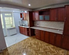 Elmlər Akademiyası m/s yaxın 4 otaq satılır