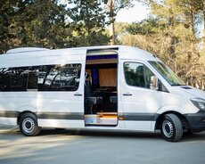 Mercedes Benz Sprinter