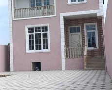 Saray qəs.də yeni tikilmiş 2 mərtəbəli həyət evi satılır
