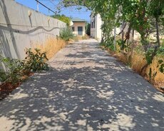 Maştağa qəsəbəsində 4 otaqlı ev satılır