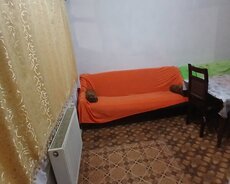 Yasamal rayonu 1ci alatavada 2 otaqli ev kirayə verilir