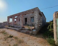 Xaşaxuna bağlarında ev
