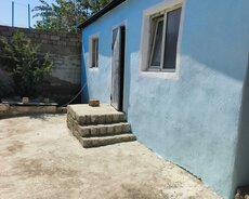 1.5 sotda 2 otaqlı ev