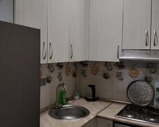 Xirdalan seheri 1otagli həyət evi tam esyali tam merkezde mi
