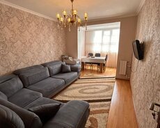 Rəsulzadə qəsəbəsində 2 otaqlı mənzil satılır