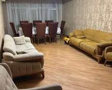 2№li Tibb Kollecinin yanında 4 otaq satılır