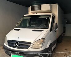 Soyuducu Ford tranzit icarəsi